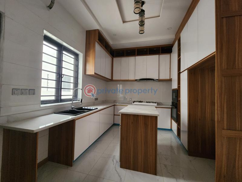 5 bedroom House For Sale Orchid Road Lekki Lagos - 10