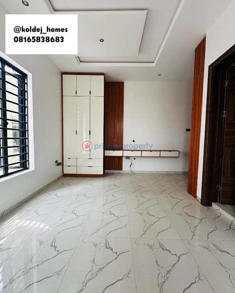 5 bedroom Detached Duplex For Sale Magodo GRA Phase 2 Kosofe/Ikosi Lagos - 0