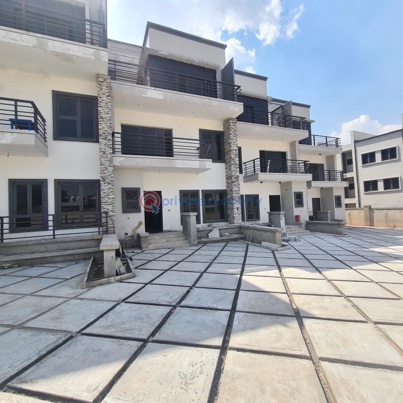 5 bedroom Terraced Duplex For Sale Plot 849, Cadzone A09 Guzape Abuja Phase 1  - 3