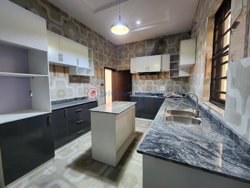 5 bedroom Duplex For Sale Thomas Estate Ajah Lagos - 7