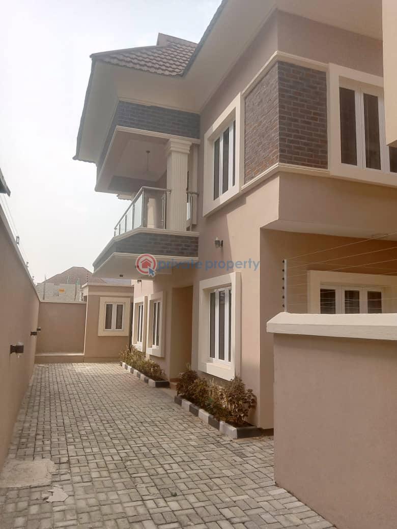 For rent 5 bedroom House Bridge Gate Estate Agungi Lekki Lagos (PID