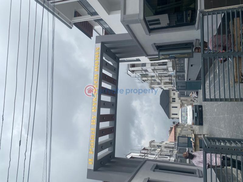 5 bedroom Detached Duplex For Sale Festac Extension Amuwo Odofin Lagos - 1