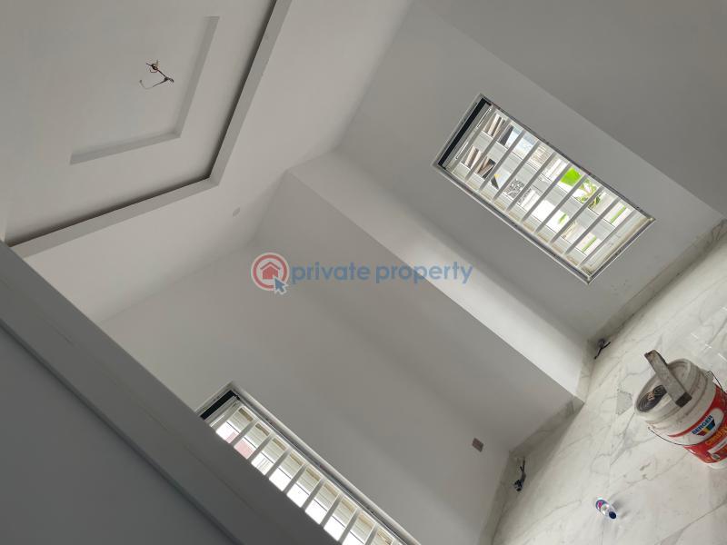 5 bedroom House For Sale Valley View Estate Olu Odo, Ebute Igbogbo Road, Bond Filling Station