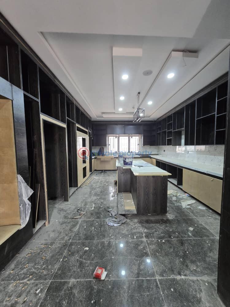 6 bedroom Detached Duplex For Sale Abuja Phase 1  - 2