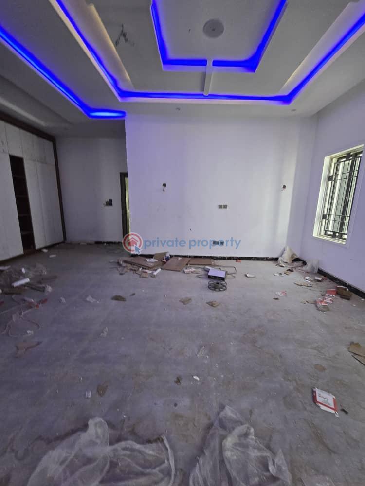 6 bedroom Detached Duplex For Sale Abuja Phase 1  - 3