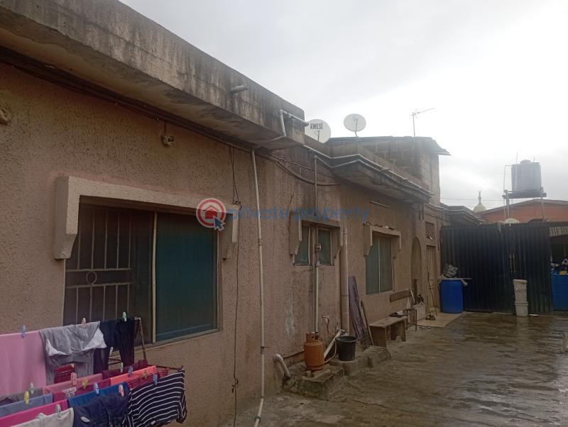 For sale 1 bedroom House Gated Street Abule Egba Agege Lagos (PID
