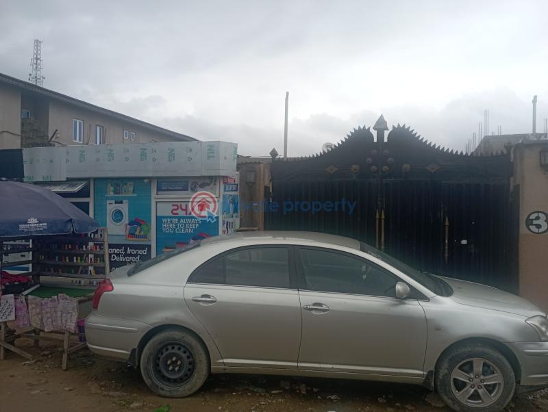 For sale 1 bedroom House Gated Street Abule Egba Agege Lagos (PID