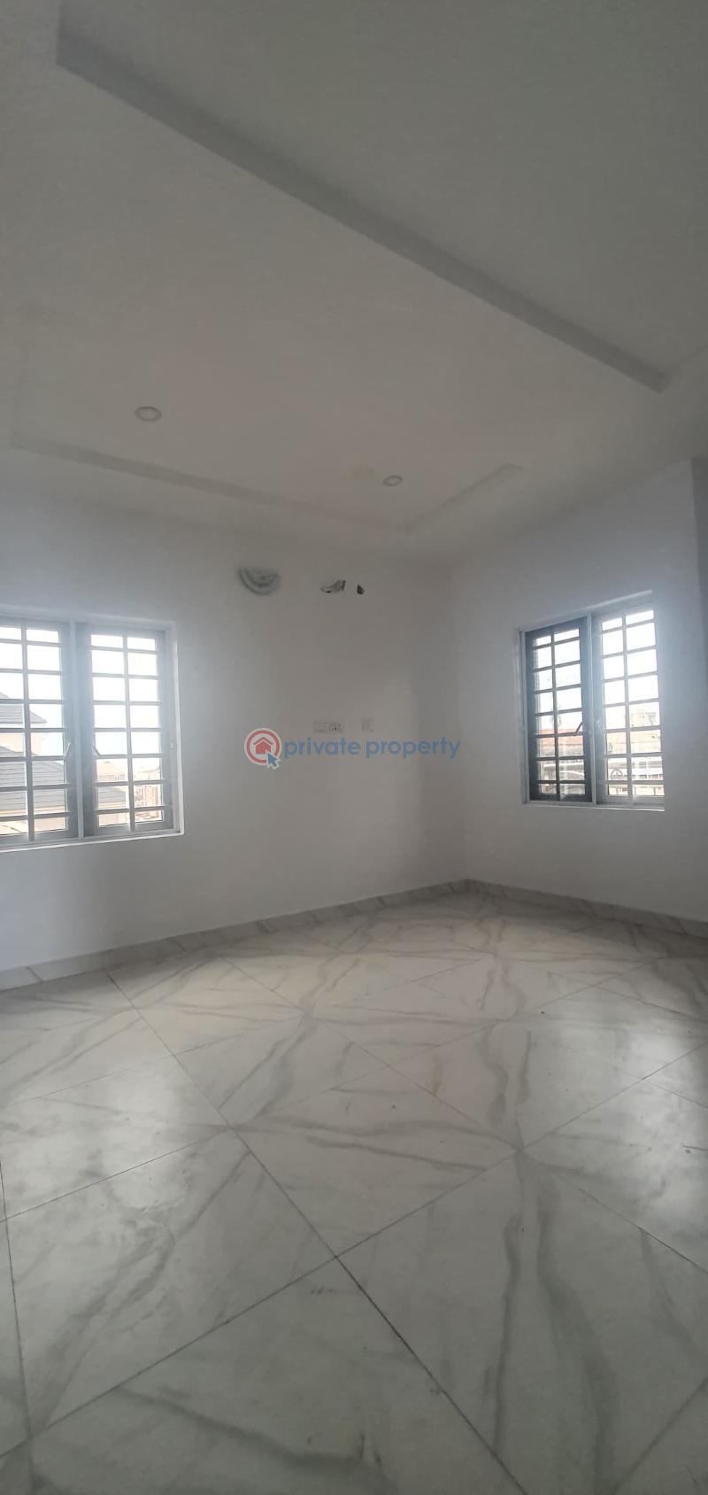 2 bedroom Flat & Apartment For Rent Yaba, Lagos. Yaba Lagos - 3