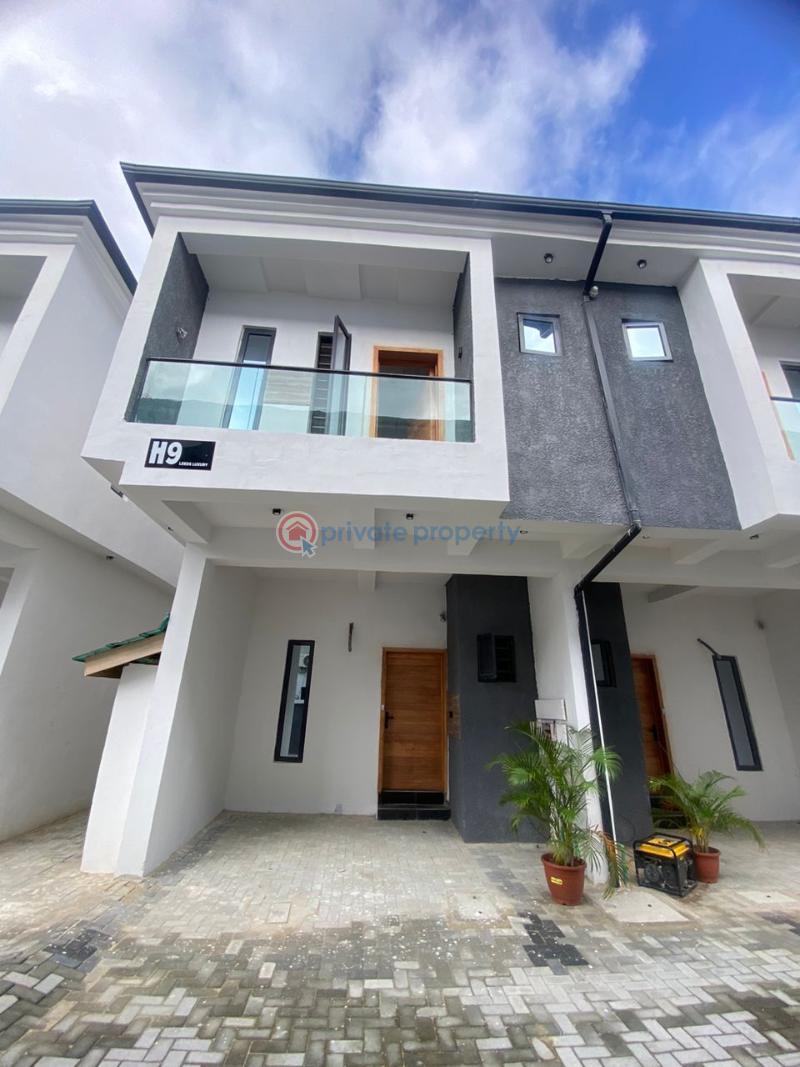2 bedroom House For Rent Ikota Lekki Lagos - 0