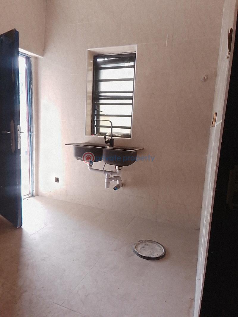2 bedroom Block Of Flats For Rent Ago Palace Isolo Lagos - 10
