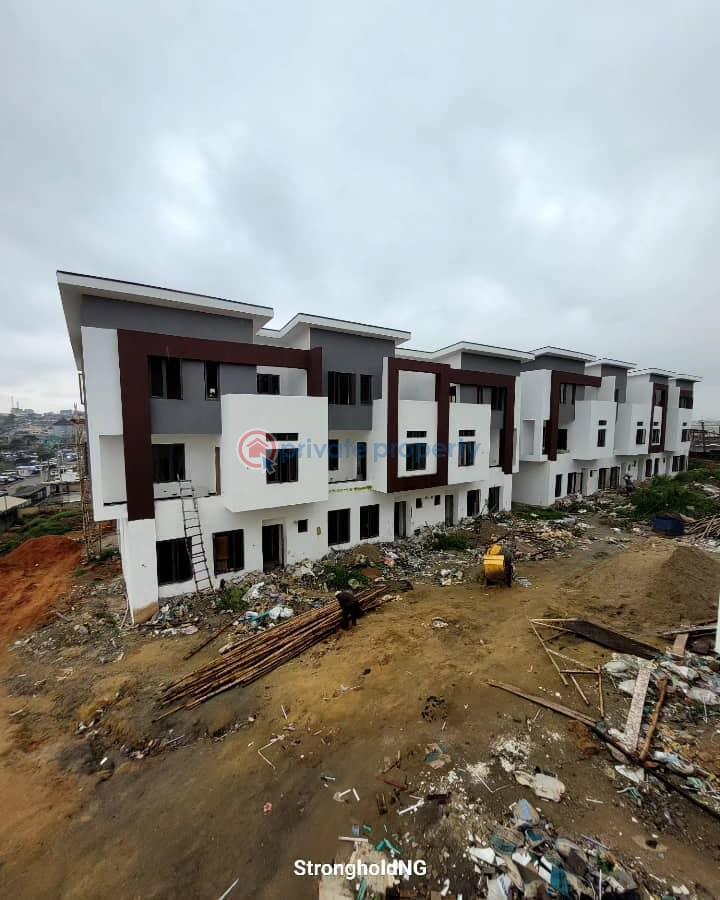 5 bedroom House For Sale Lekki Phase 1 Lagos - 2