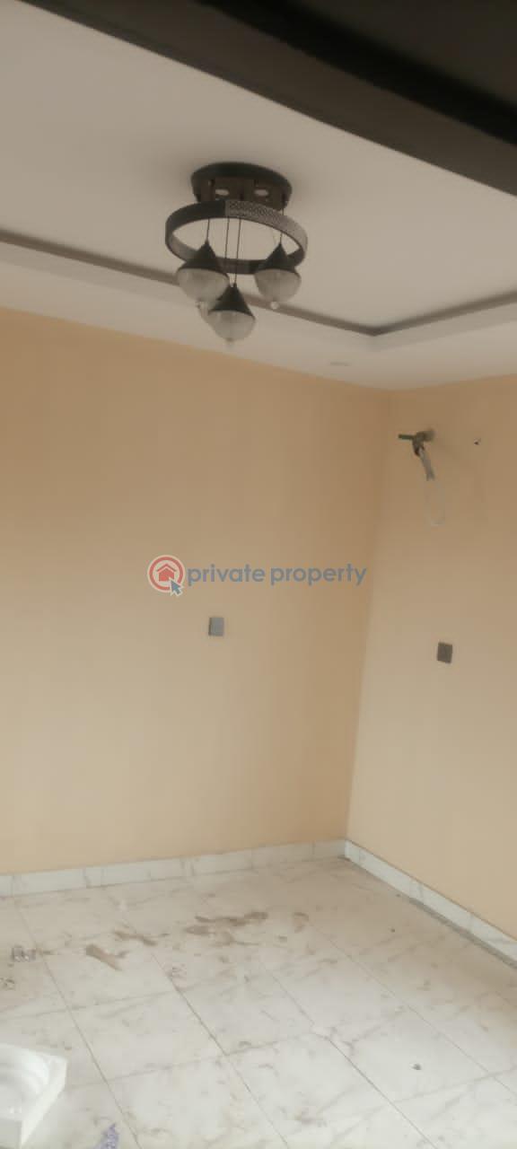 1 bedroom Flat & Apartment For Rent Ogudu Lagos - 1