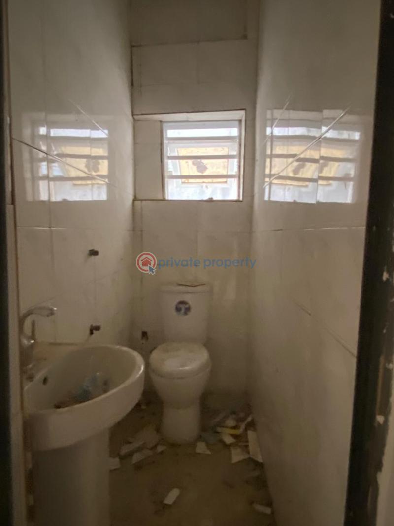 1 bedroom Flat & Apartment For Rent Adekunle Ebute Metta Yaba Lagos - 0
