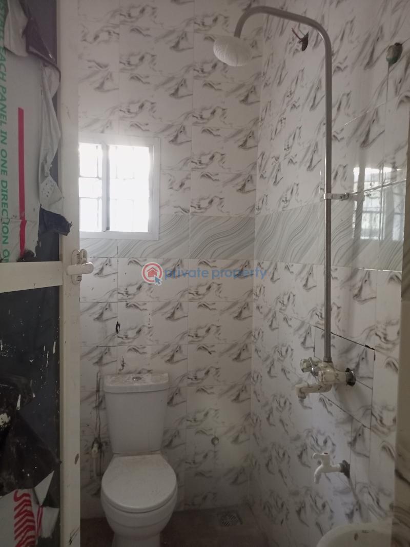 1 bedroom Flat & Apartment For Rent Transformer Close To Fasheun Bridge Ago Isolo Lagos - 6