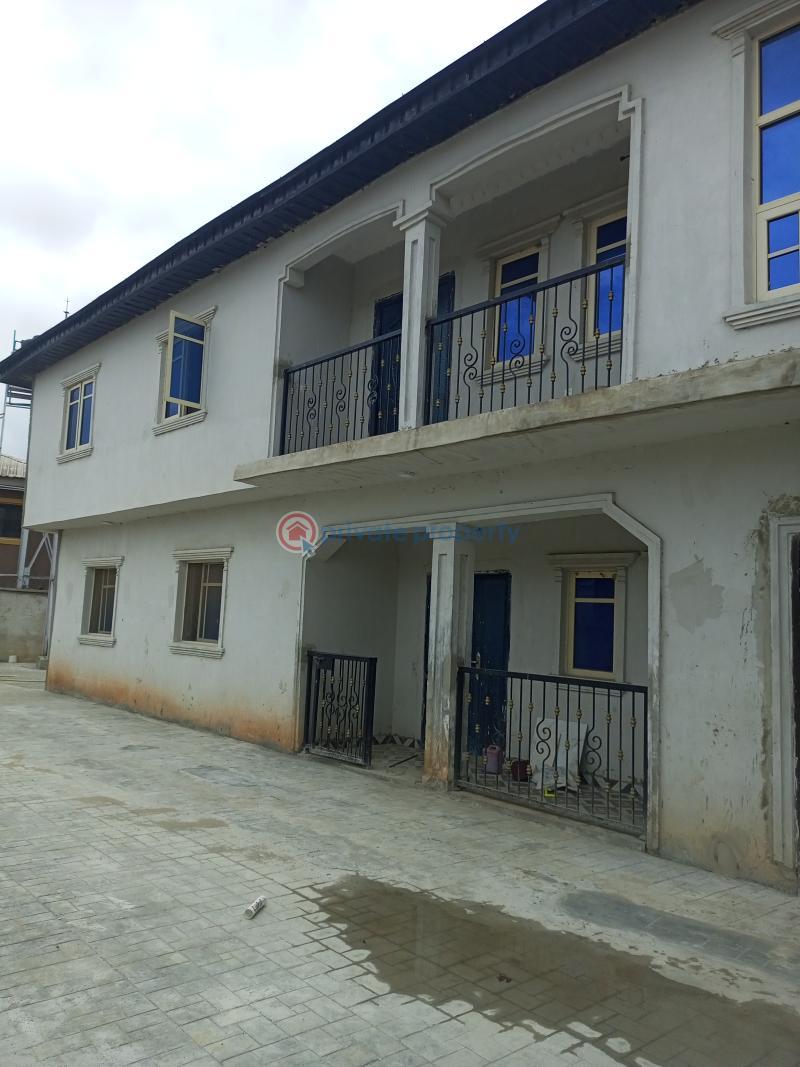 1 bedroom Flat & Apartment For Rent Bucknor Estate Jakande Axis Isolo Isolo Lagos - 8