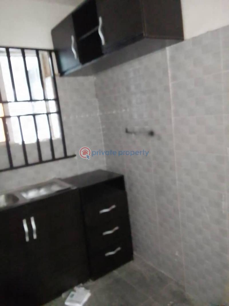 1 bedroom Flat & Apartment For Rent Ojuelegba Surulere Lagos - 3