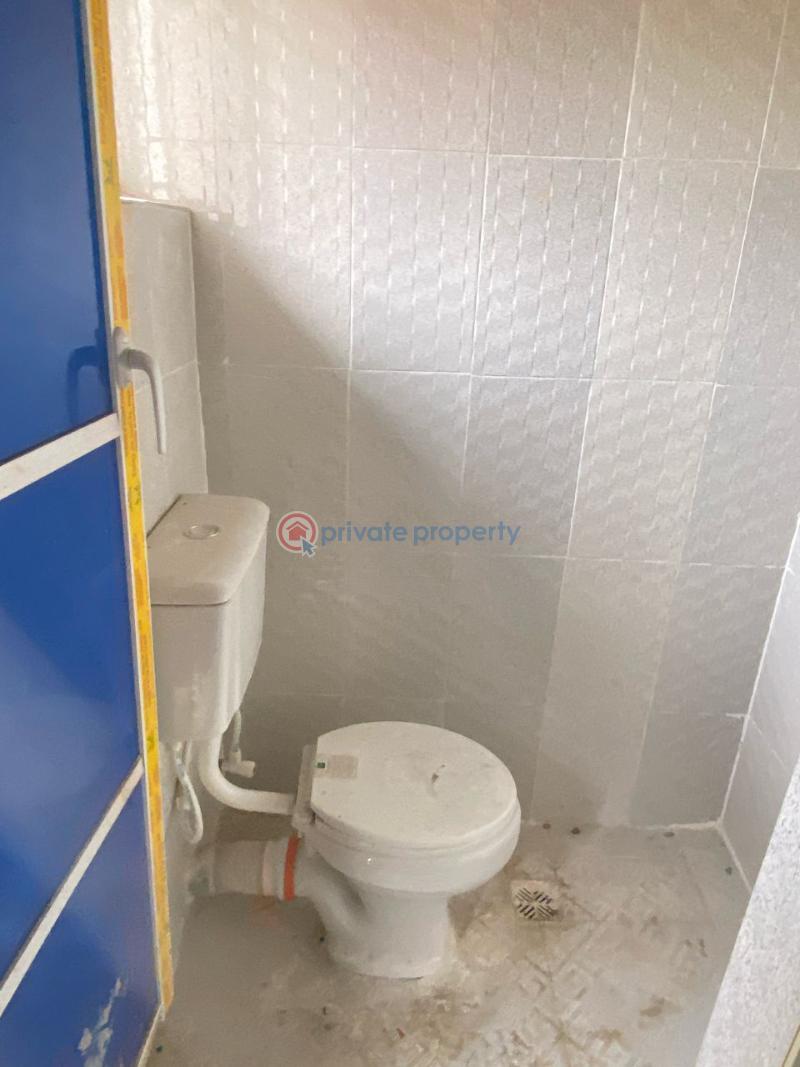 1 bedroom Flat & Apartment For Rent Bajulaiye Shomolu Lagos - 3