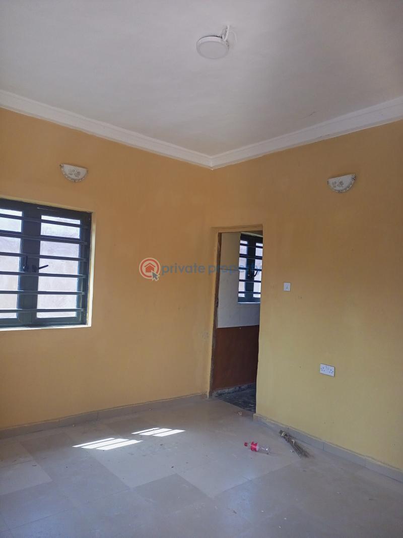 1 bedroom Flat & Apartment For Rent Five Junction Ijegun Isolo Lagos - 8