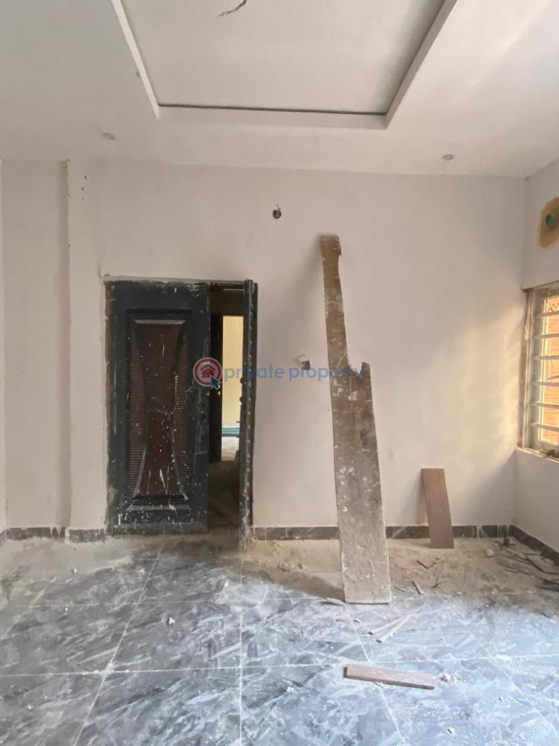 1 bedroom Flat & Apartment For Rent Adekunle Ebute Metta Yaba Lagos - 9