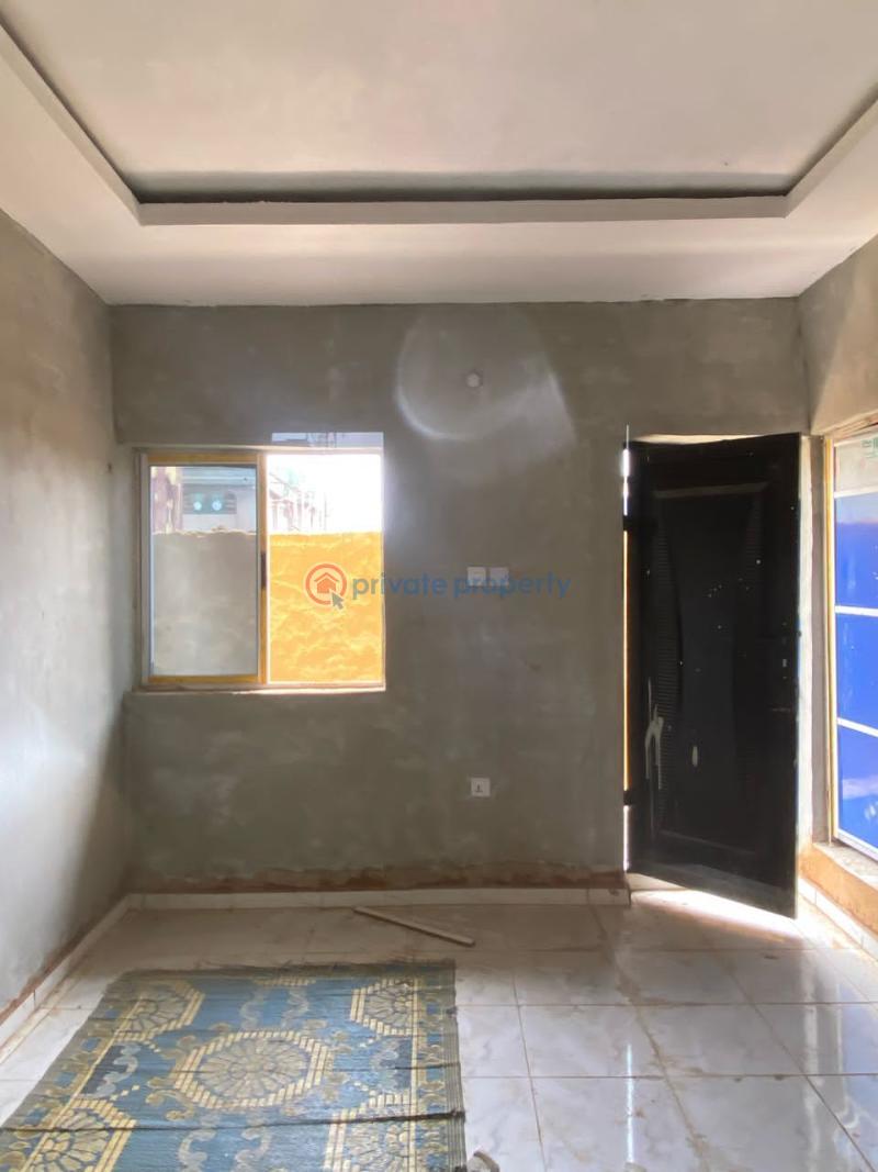1 bedroom Flat & Apartment For Rent Bajulaiye Shomolu Lagos - 4