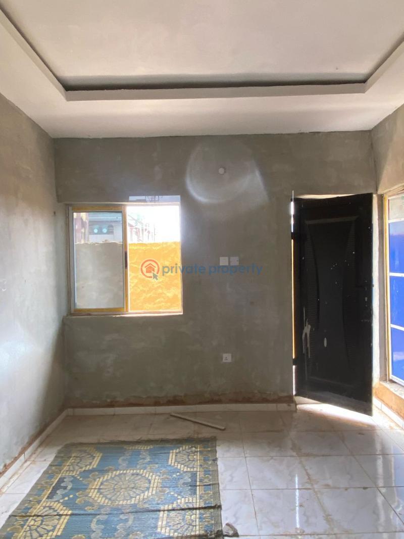 1 bedroom Flat & Apartment For Rent Bajulaiye Shomolu Lagos - 5
