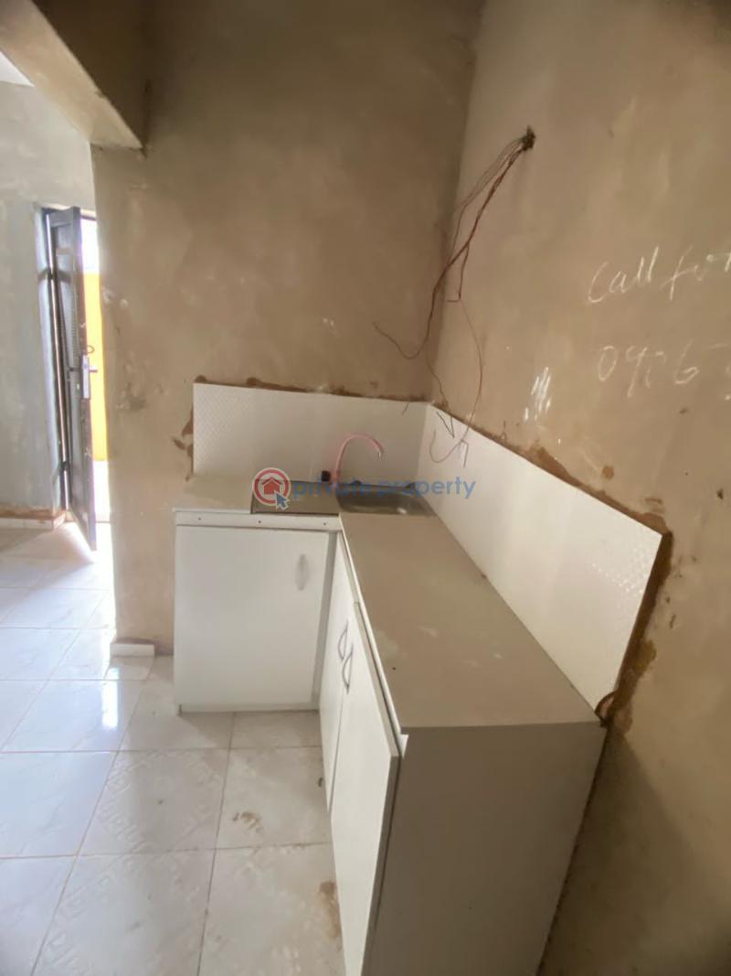 1 bedroom Flat & Apartment For Rent Bajulaiye Shomolu Lagos - 6