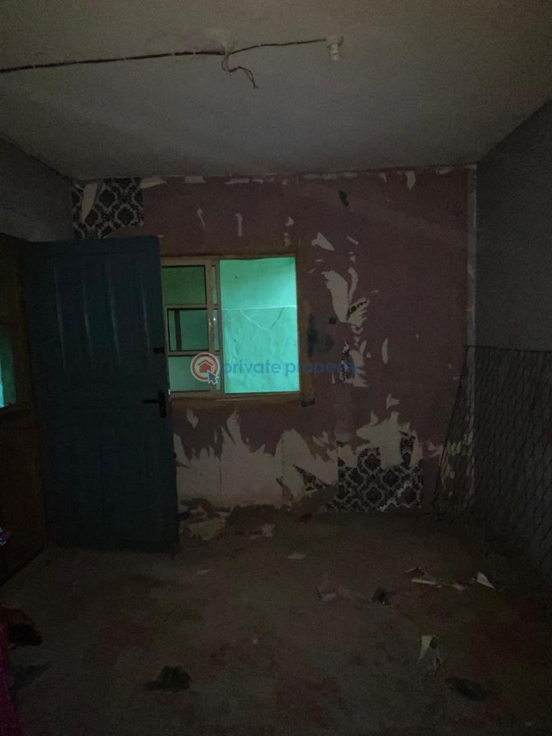 1 bedroom Mini Flat For Rent Ladi Lak Bariga Shomolu Lagos - 3