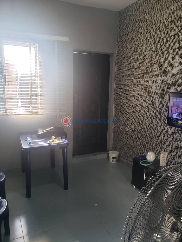 For sale 1 bedroom Flat & Apartment Morocco Fola Agoro Yaba Lagos (PID 1PAHLA) Private