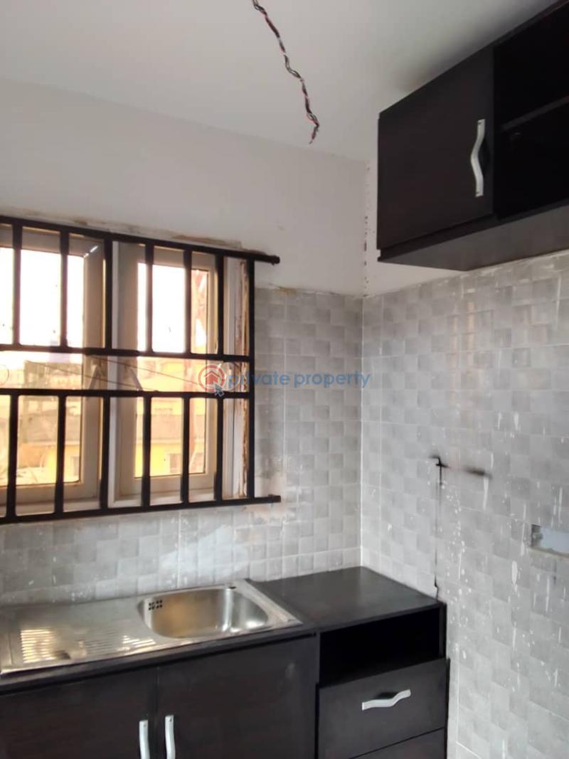 1 bedroom Flat & Apartment For Rent Ojuelegba Surulere Lagos - 1