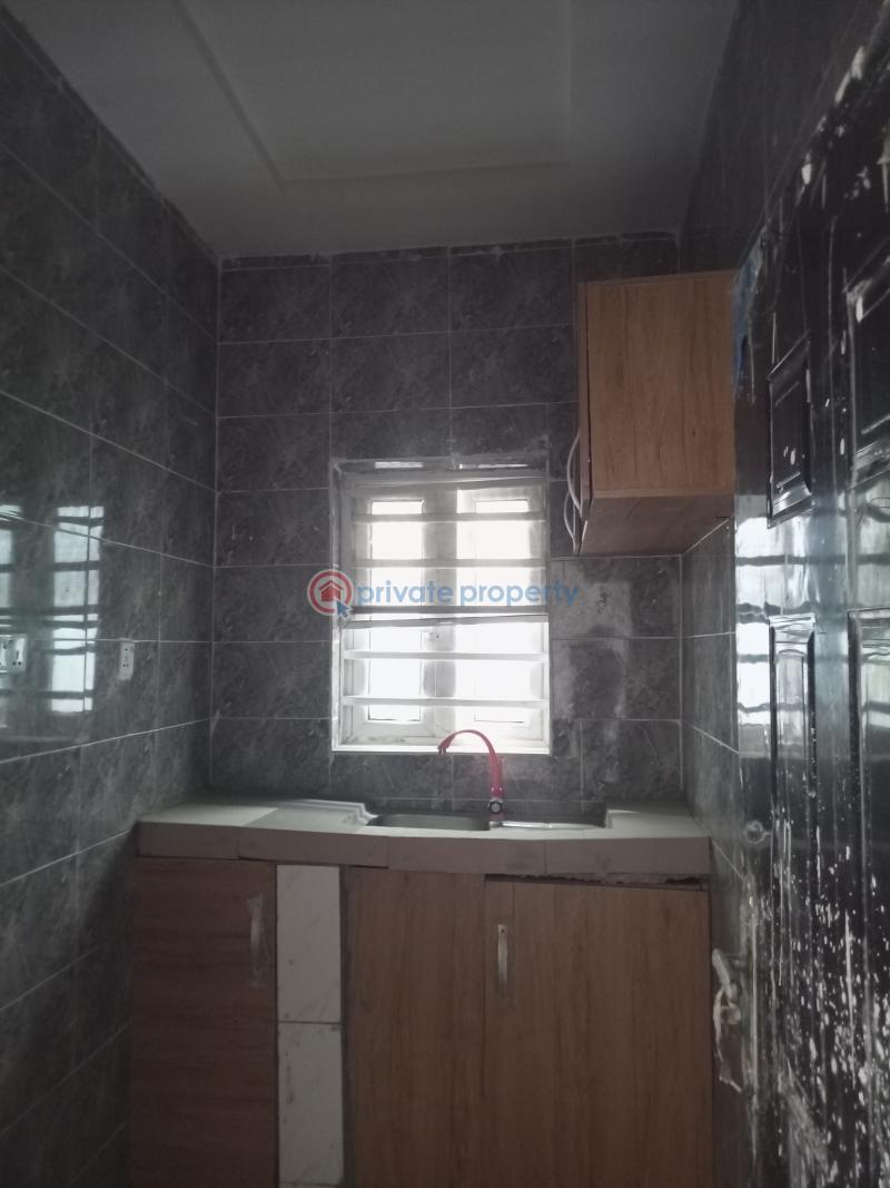 1 bedroom Flat & Apartment For Rent Canoe Axis Oke-afa Isolo Lagos - 2