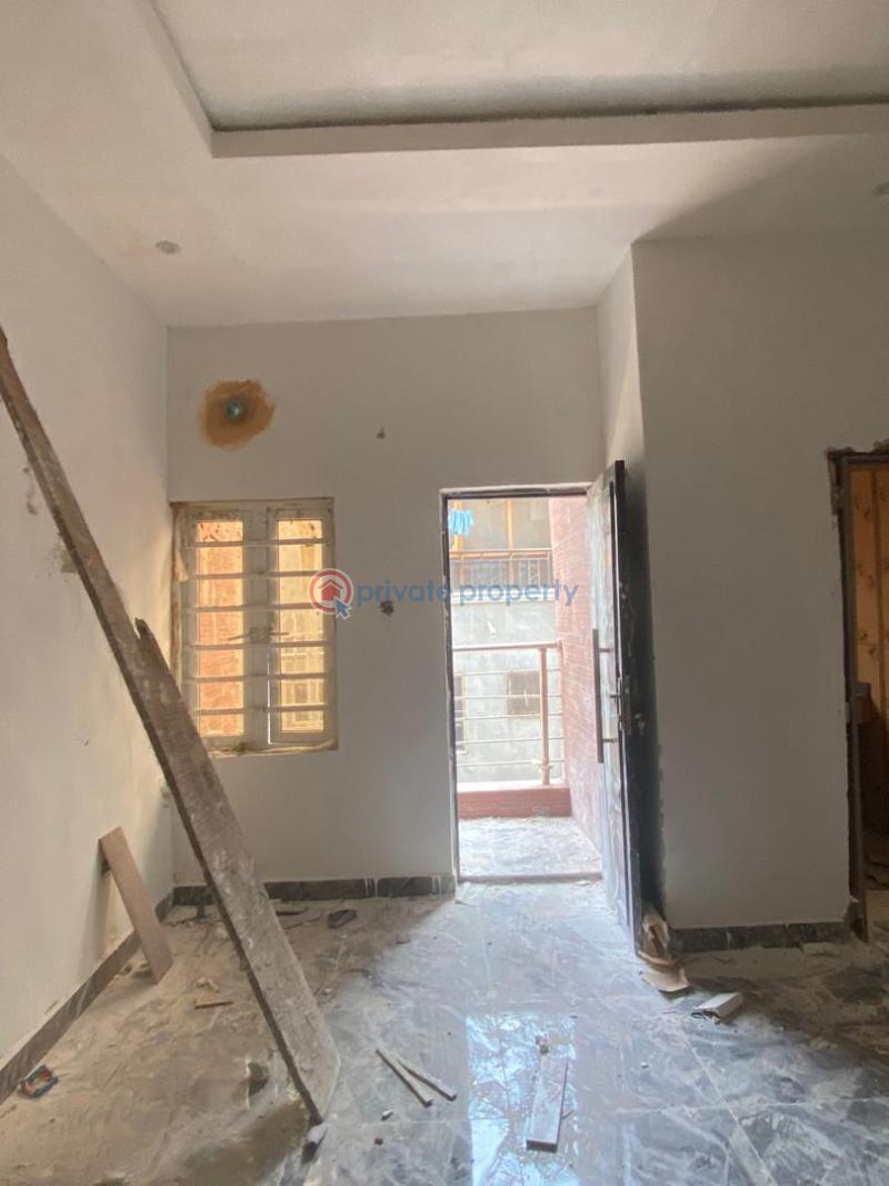 1 bedroom Flat & Apartment For Rent Adekunle Ebute Metta Yaba Lagos - 8