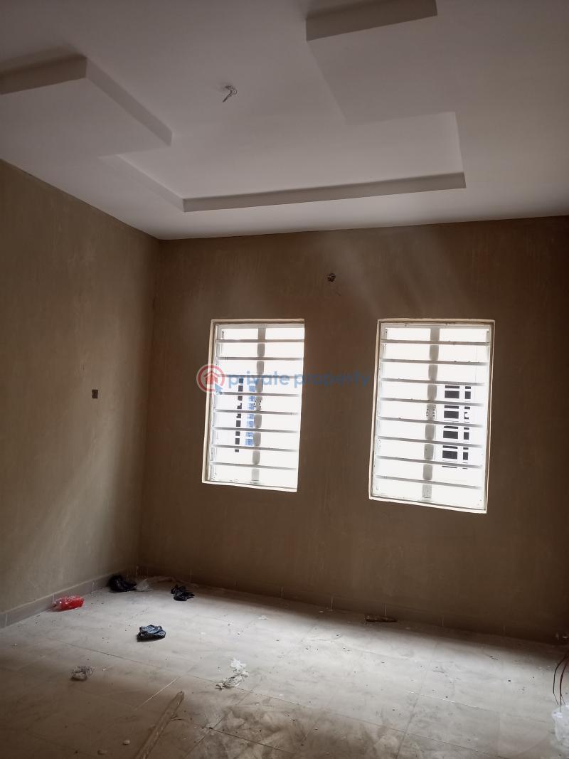 1 bedroom Flat & Apartment For Rent Nnpc Axis Ejigbo Oke-afa Isolo Lagos - 4
