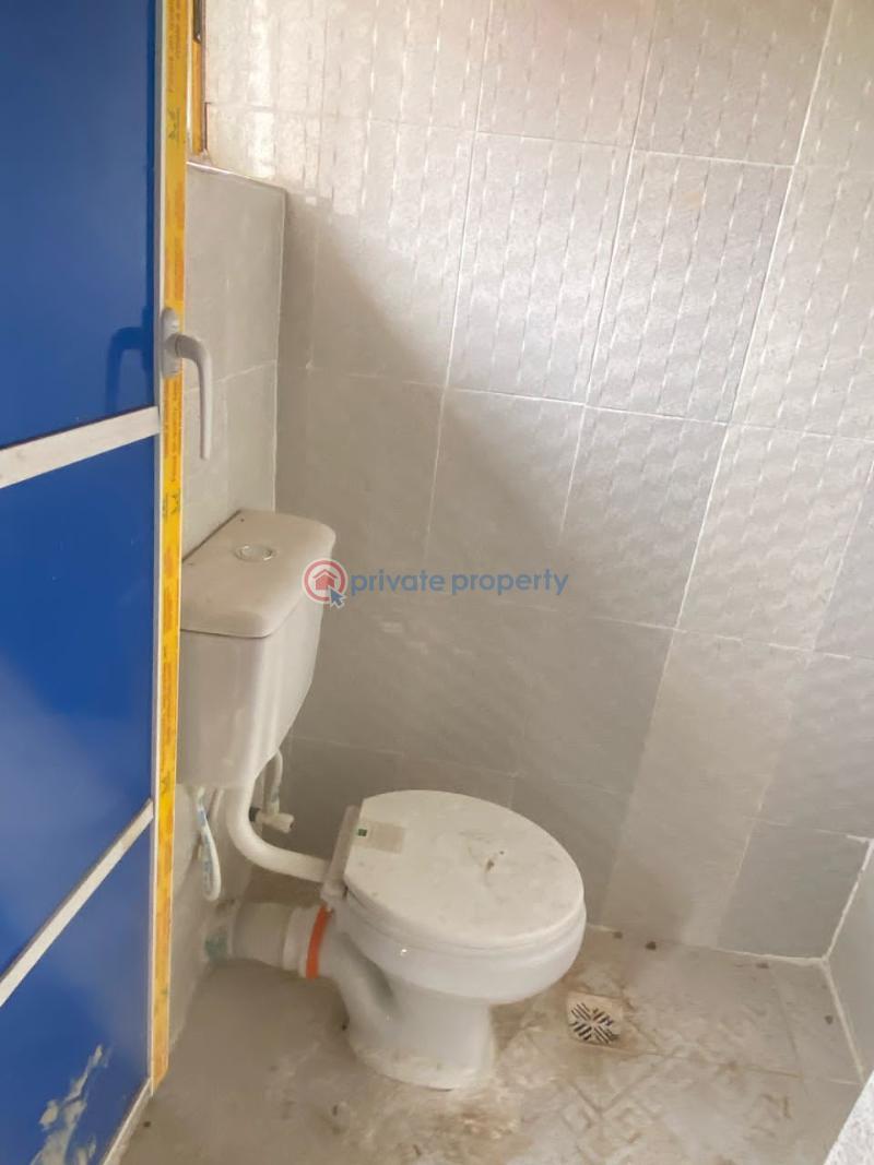1 bedroom Flat & Apartment For Rent Bajulaiye Shomolu Lagos - 2
