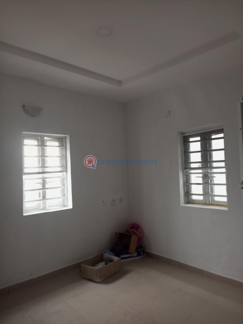 1 bedroom Flat & Apartment For Rent Canoe Axis Oke-afa Isolo Lagos - 1