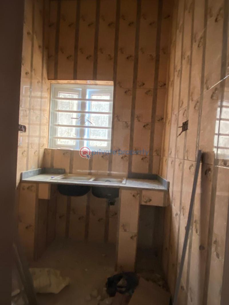 1 bedroom Flat & Apartment For Rent Adekunle Ebute Metta Yaba Lagos - 2