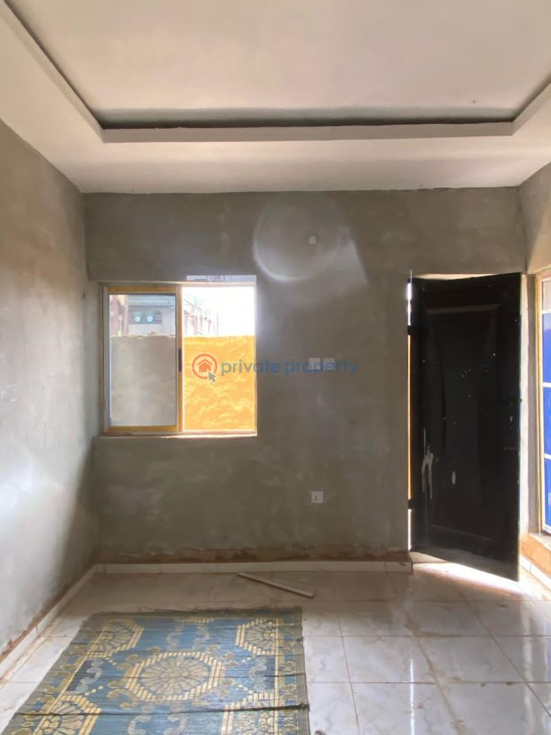 1 bedroom Flat & Apartment For Rent Bajulaiye Shomolu Lagos - 15