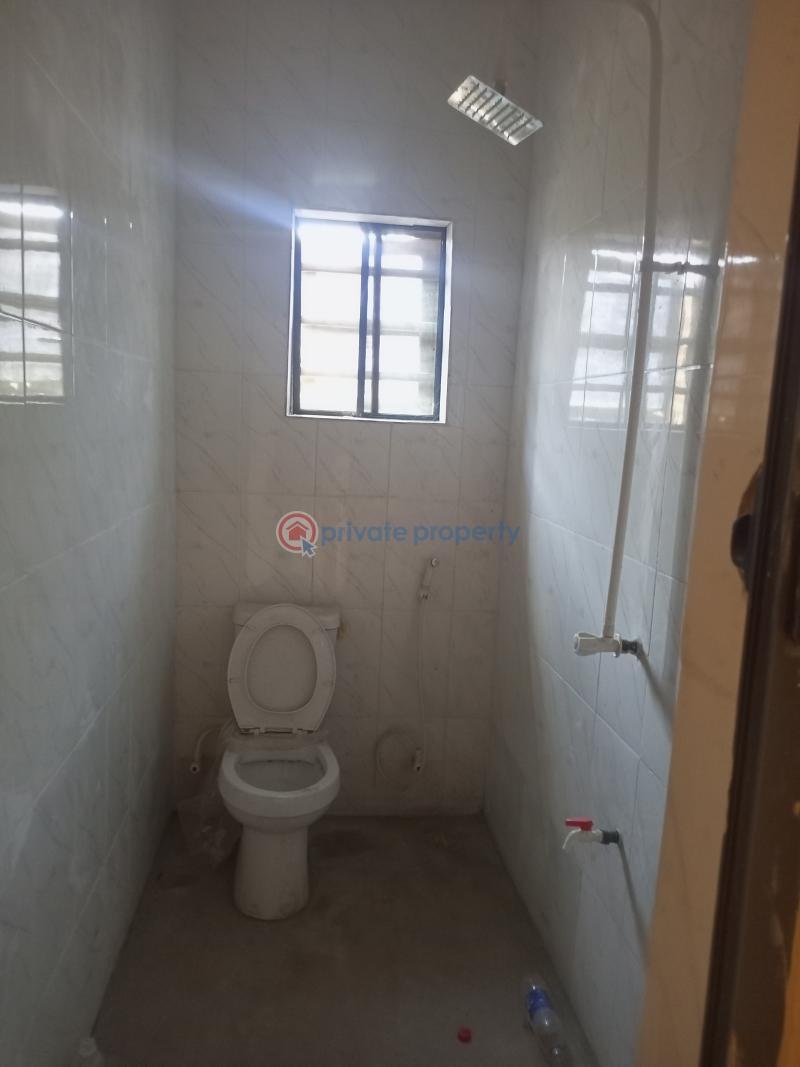 1 bedroom Flat & Apartment For Rent Five Junction Ijegun Isolo Lagos - 9