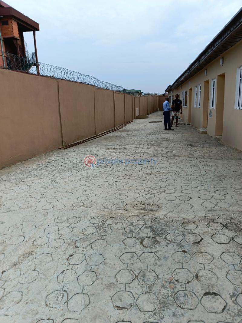 1 bedroom Flat & Apartment For Rent Gbagada Lagos - 3