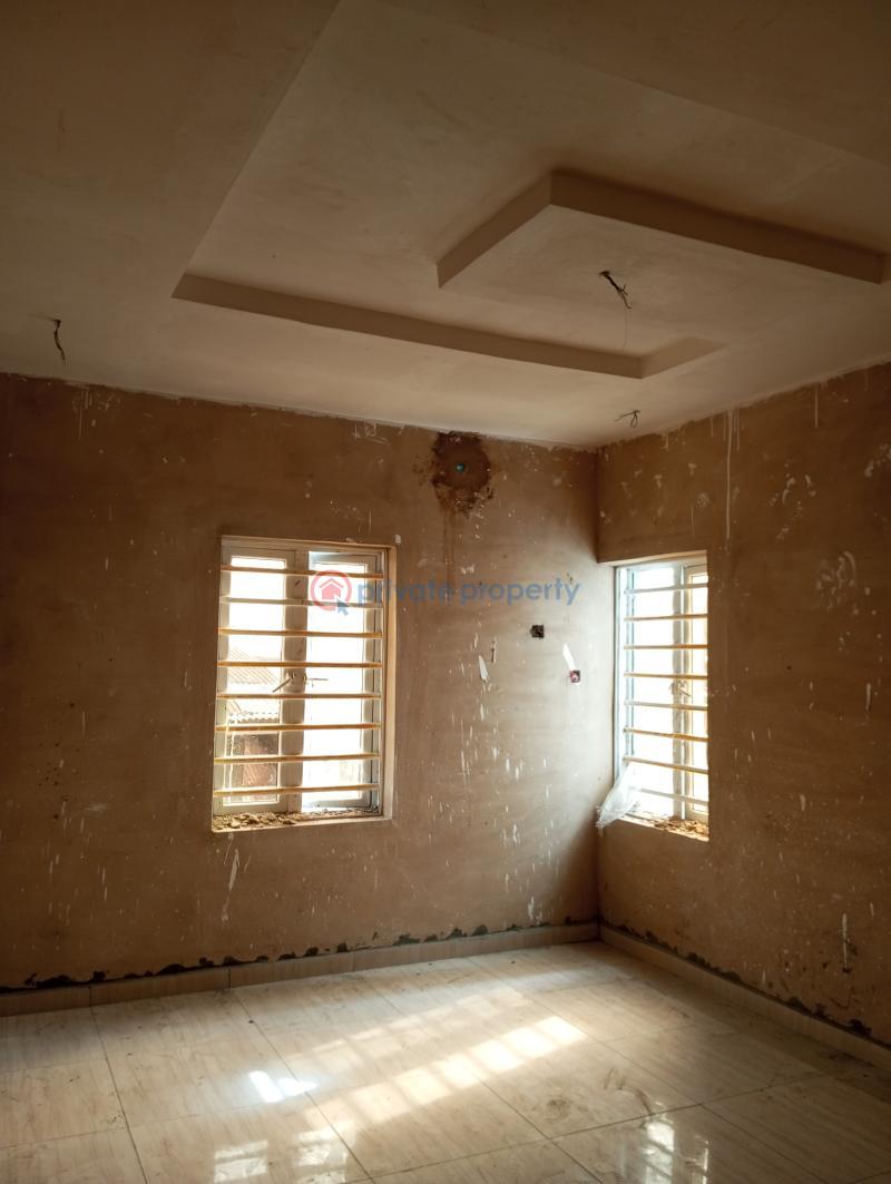 1 bedroom Mini Flat For Rent Nnobi Surulere Lagos - 3