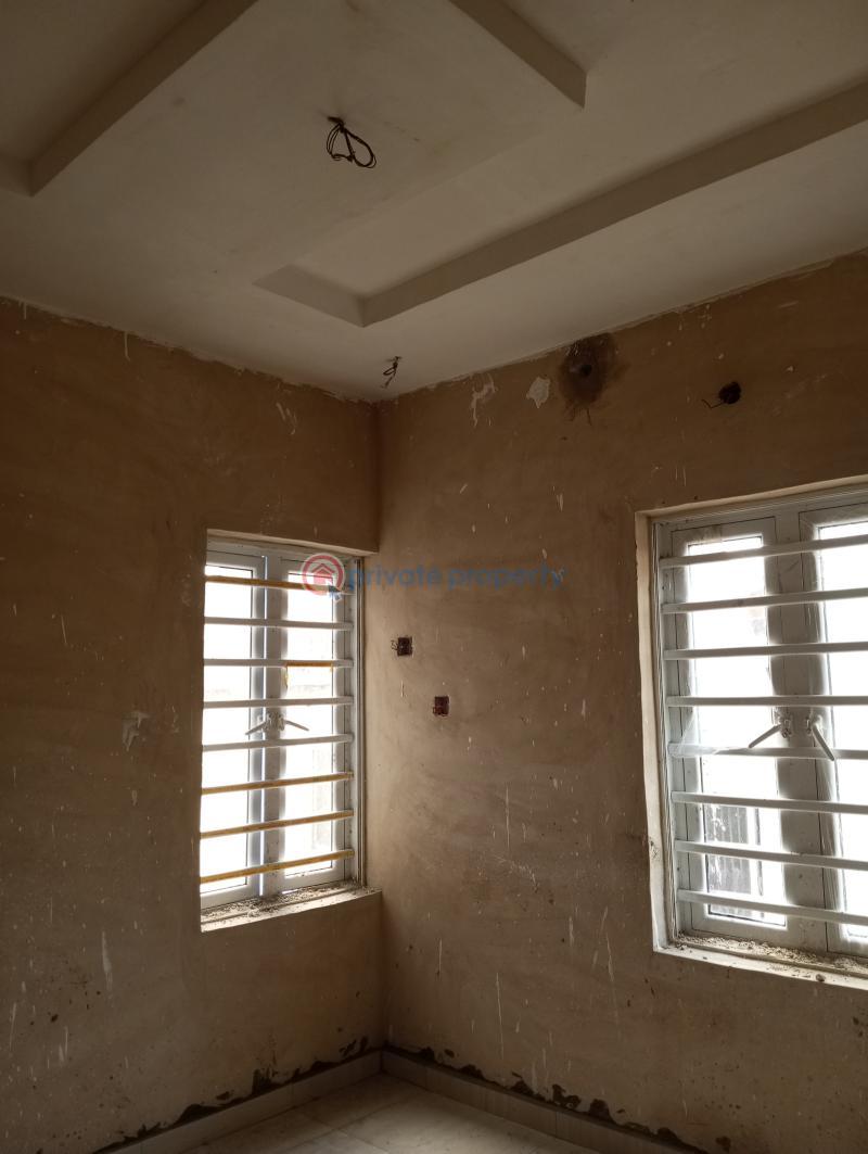 1 bedroom Mini Flat For Rent Nnobi Surulere Lagos - 1