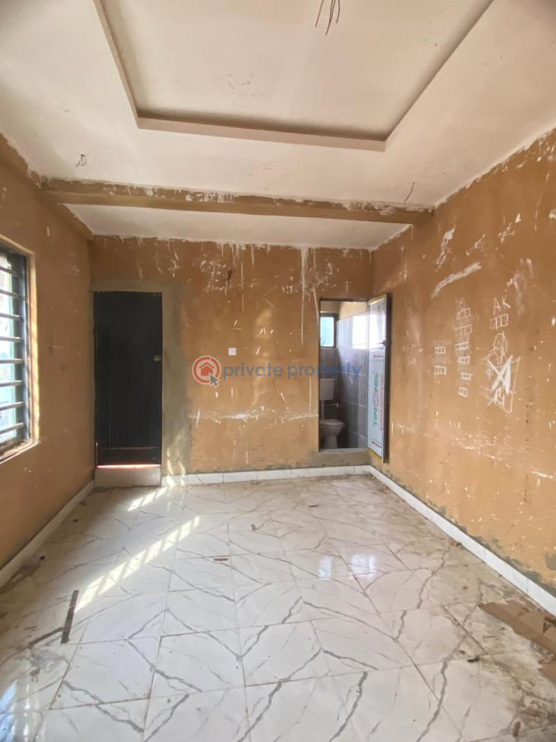 1 bedroom Flat & Apartment For Rent Onike Sabo Yaba Lagos - 8