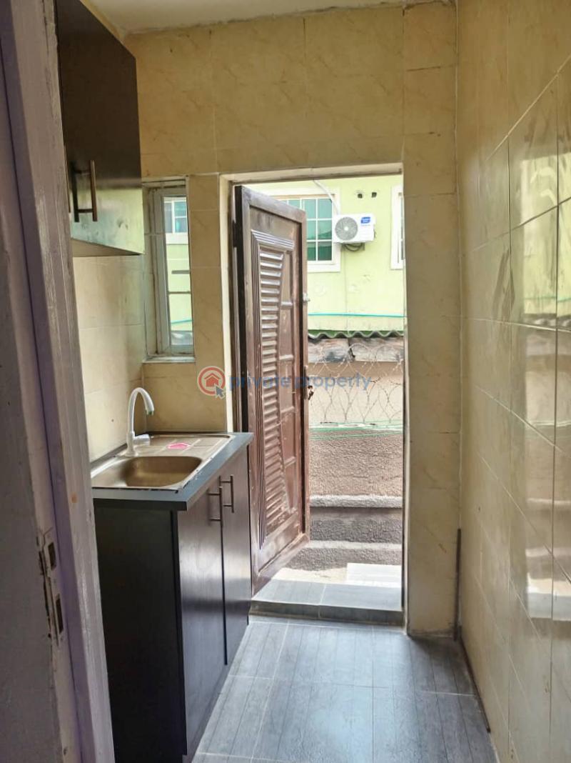 1 bedroom Flat & Apartment For Rent Ifako-Gbagada Lagos - 4