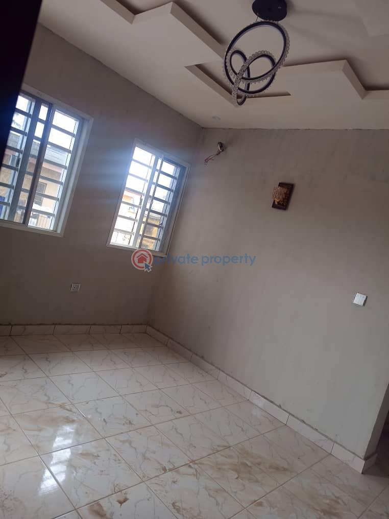 1 bedroom Flat & Apartment For Rent Off Bode Thomas,palm Groove Surulere Lagos - 2