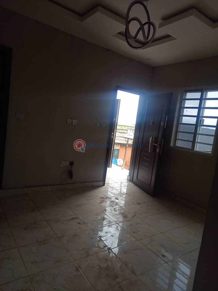 1 bedroom Flat & Apartment For Rent Off Bode Thomas,palm Groove Surulere Lagos - 5