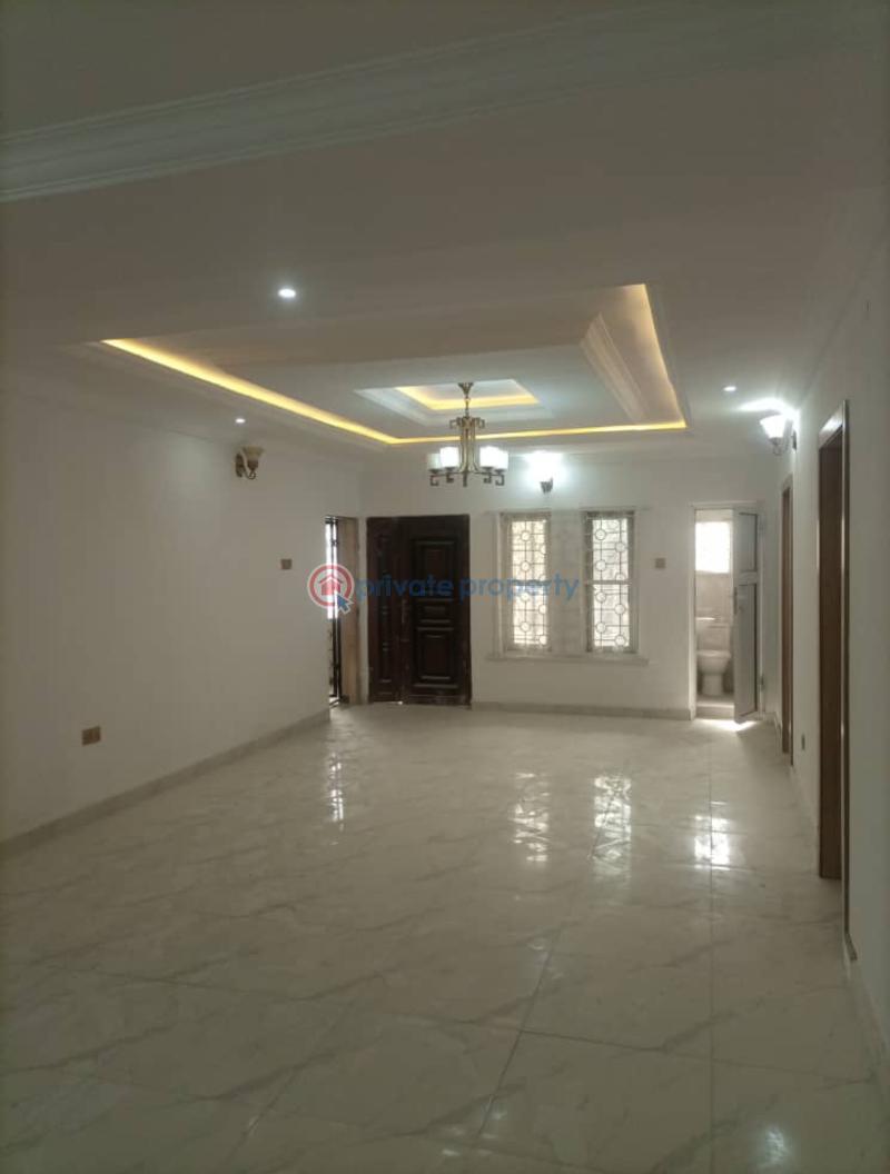 2 bedroom Block Of Flats For Rent Lister Bus Stop, Ring Road Ibadan Oyo - 2