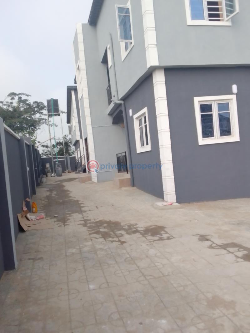 1 bedroom Mini Flat For Rent Honey Well Estate Magboro Lagos Extension Ogun - 1
