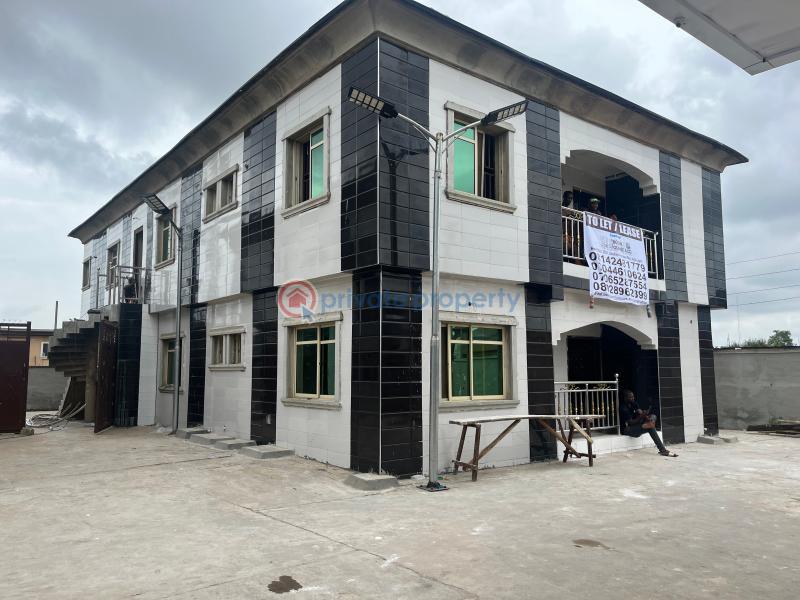 Commercial Property For Rent Iganmode Road, Off Idiroko Road, By Oju Ore Roundabout, Sango Ota Ogun area  - 1
