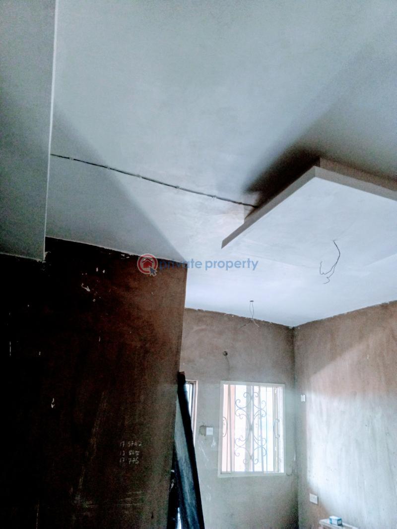 1 bedroom Flat & Apartment For Rent Nasfat Street Igbogbo Ikorodu Lagos - 2