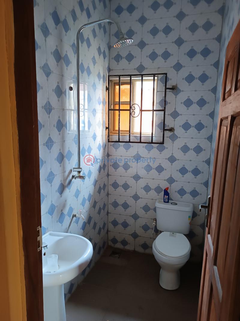 1 bedroom Flat & Apartment For Rent Afunbiowo Housing Estate 3rd Gate Along Idanre Road Ondo area  - 8