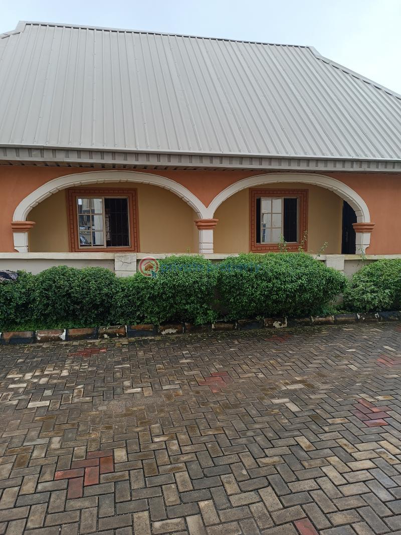 1 bedroom Flat & Apartment For Rent Afunbiowo Housing Estate 3rd Gate Along Idanre Road Ondo area  - 3